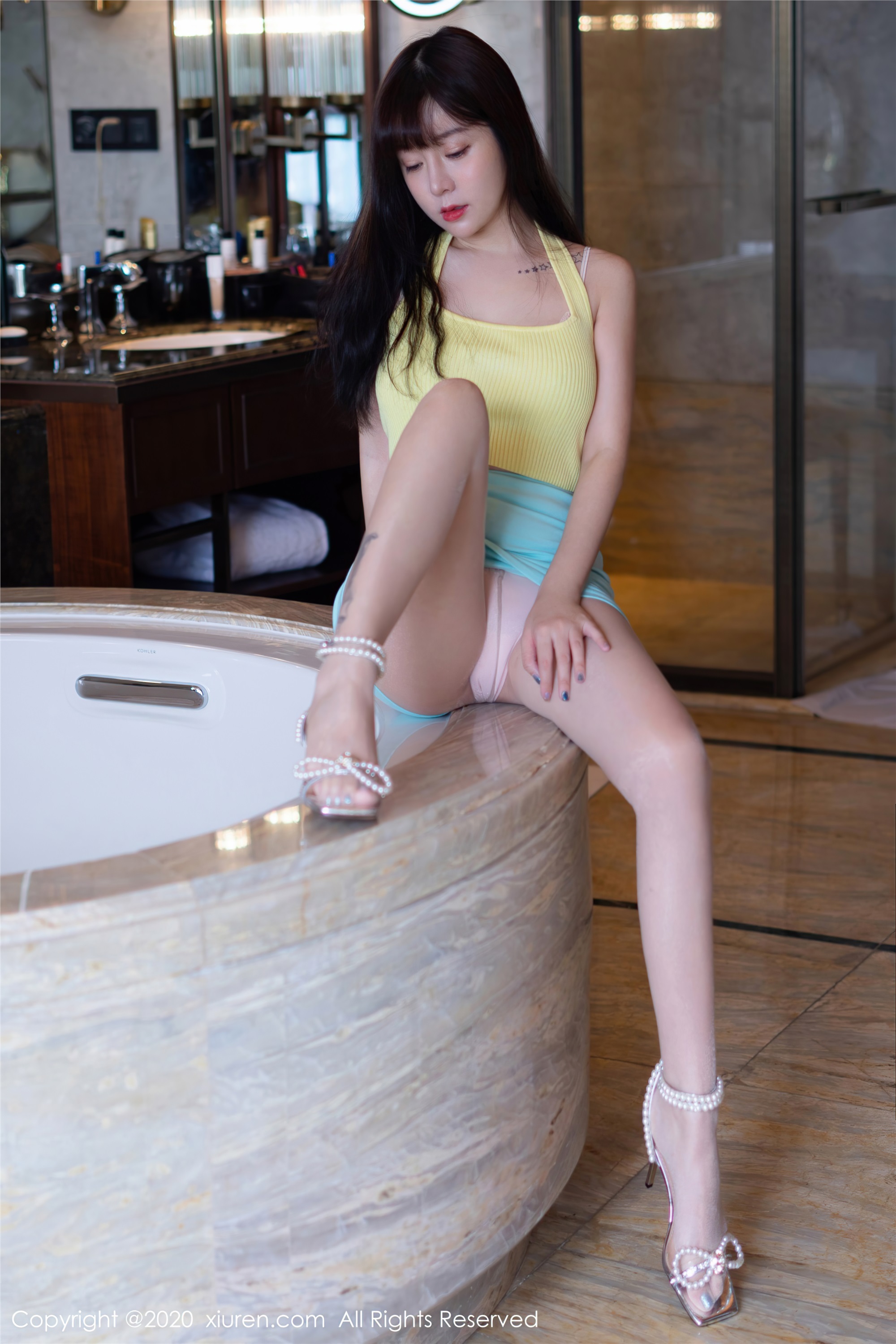 XIUREN秀人网 2020.09.28 Vol.2615 王雨纯